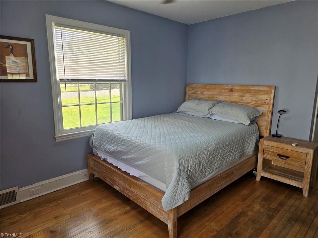 111 E Rhyne Avenue, Winston-Salem