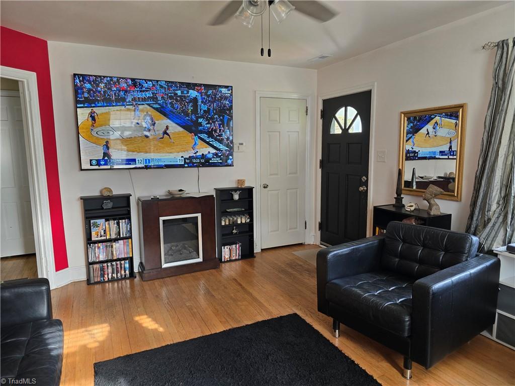 111 E Rhyne Avenue, Winston-Salem