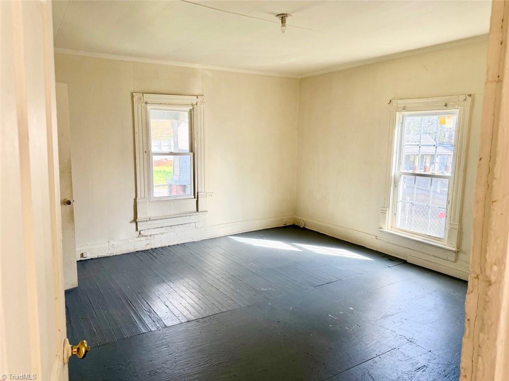 1202 S Elm Street