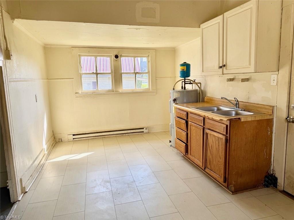 1202 S Elm Street