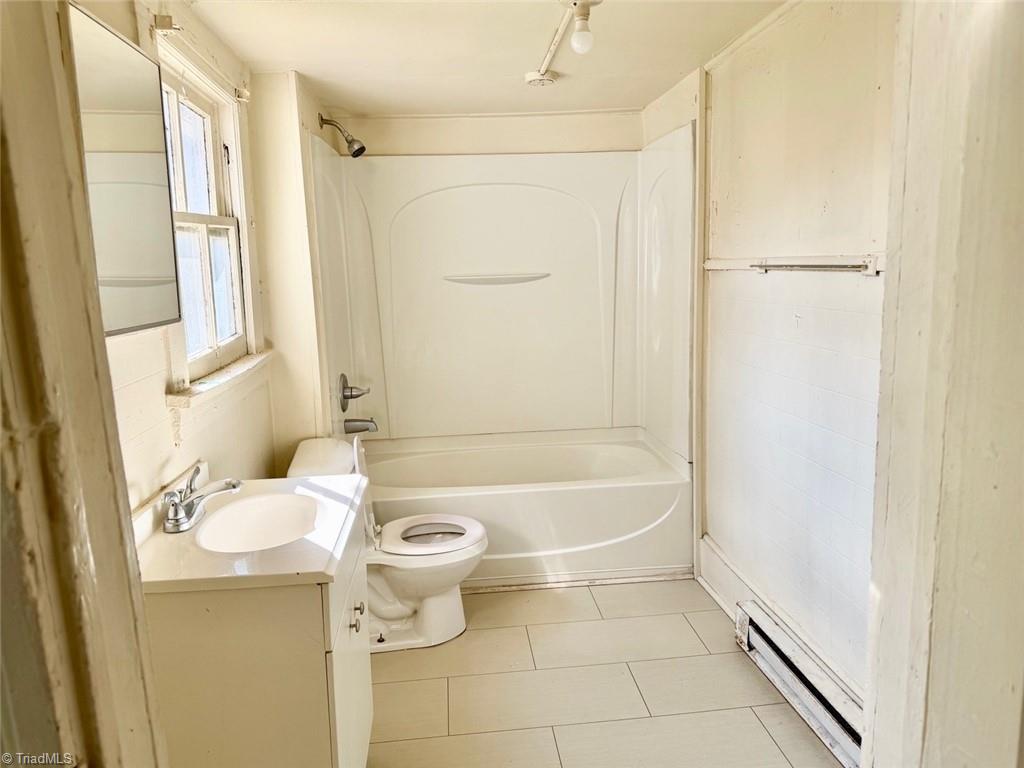 1202 S Elm Street