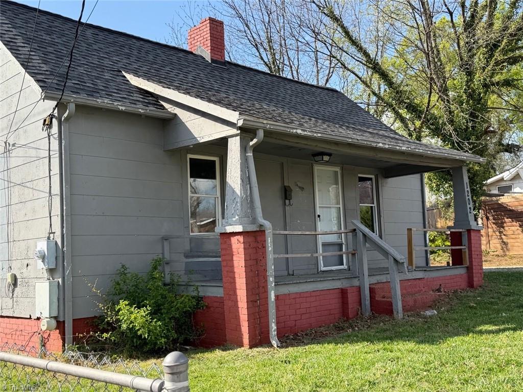 1202 S Elm Street