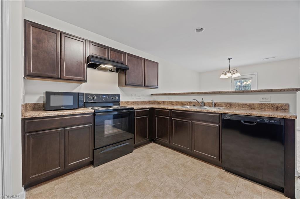 4511 Chapel Ridge Drive