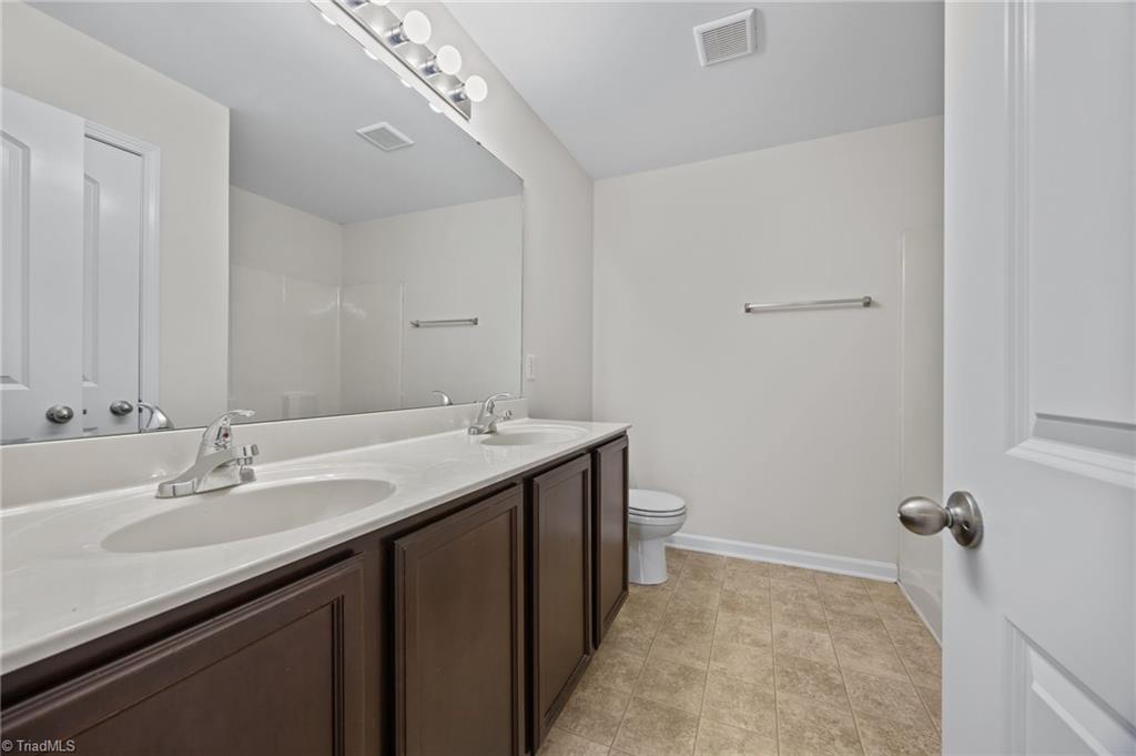 4511 Chapel Ridge Drive