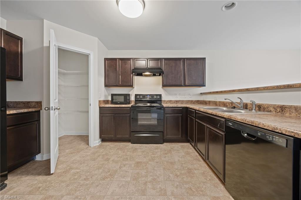 4511 Chapel Ridge Drive