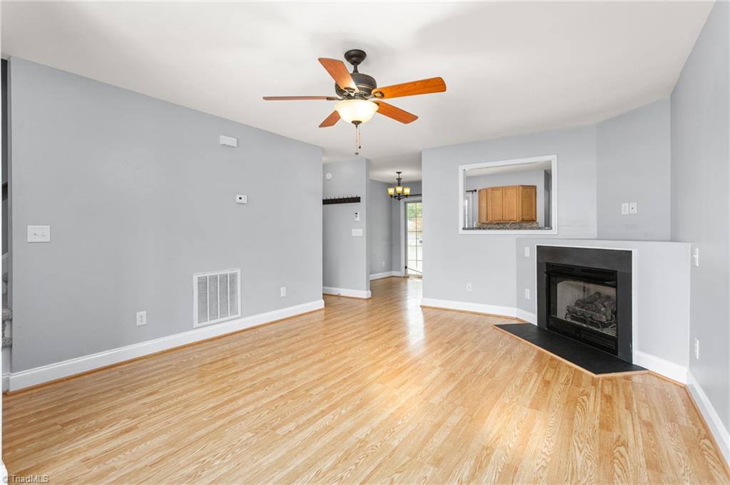 1414 Collins Drive # A4