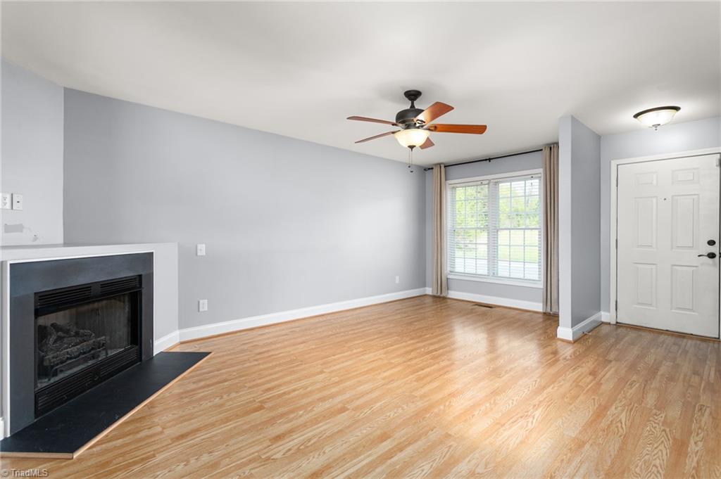 1414 Collins Drive # A4