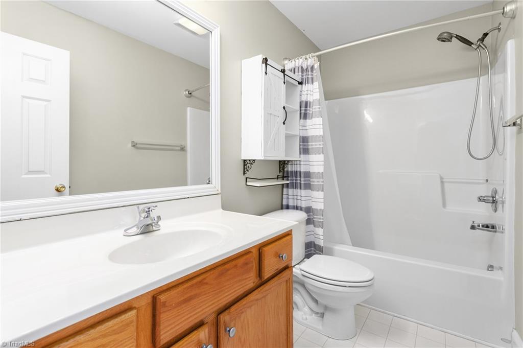 1414 Collins Drive # A4