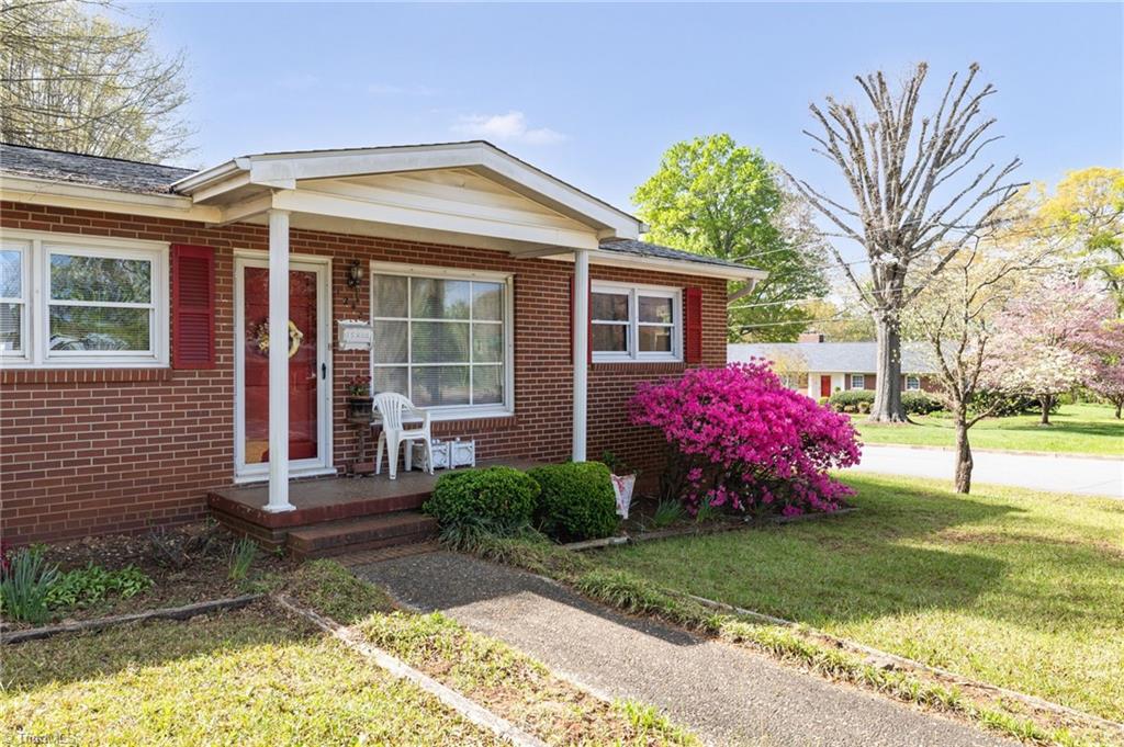 1242 Norman Drive
