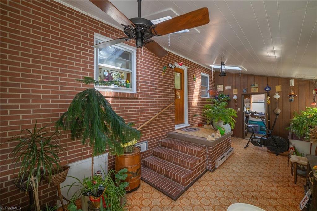 1242 Norman Drive