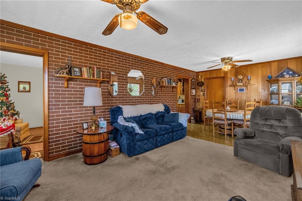 1242 Norman Drive