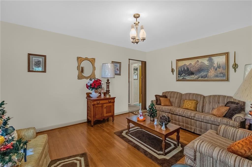 1242 Norman Drive