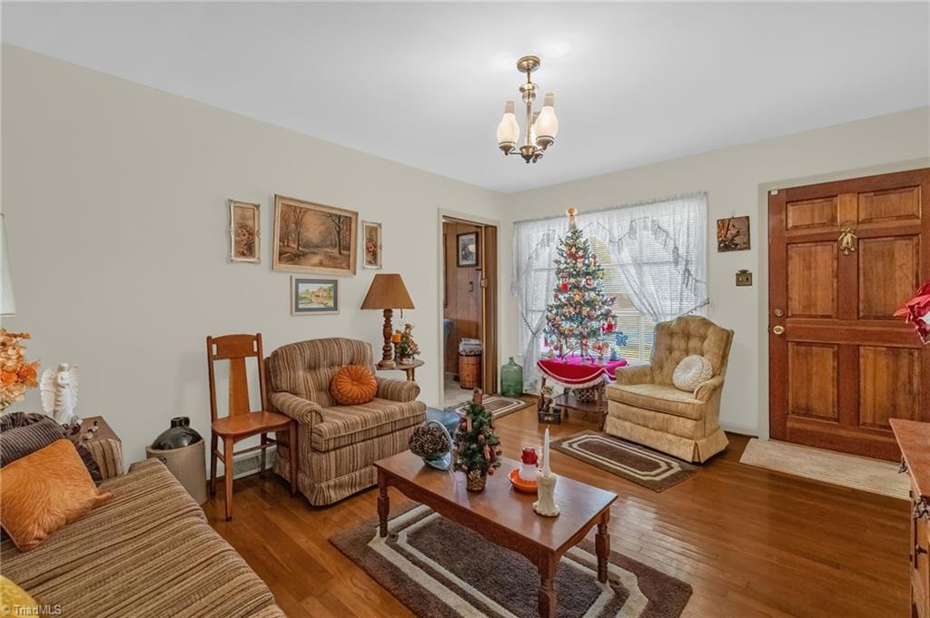 1242 Norman Drive