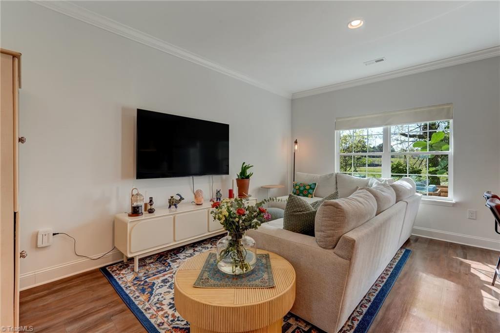 610 Pompano Drive