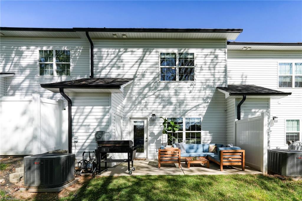 610 Pompano Drive