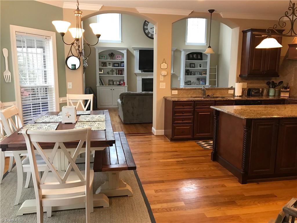 283 Heatherwood Drive, Winston-Salem