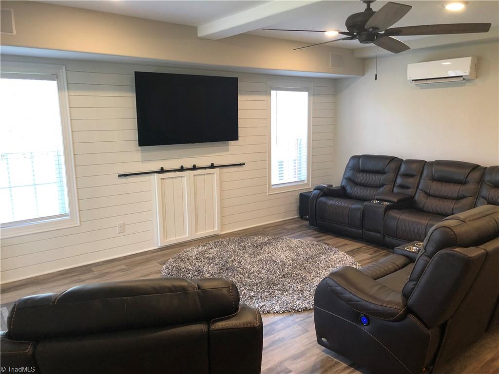 283 Heatherwood Drive, Winston-Salem