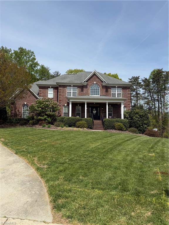 283 Heatherwood Drive, Winston-Salem