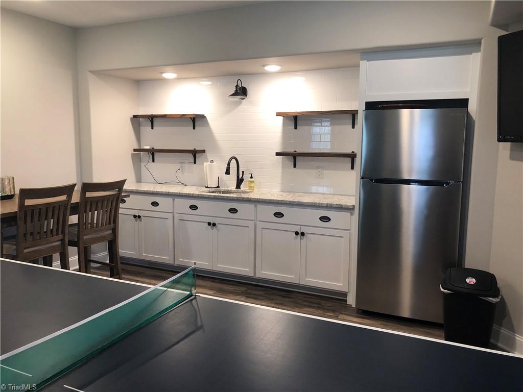 283 Heatherwood Drive, Winston-Salem