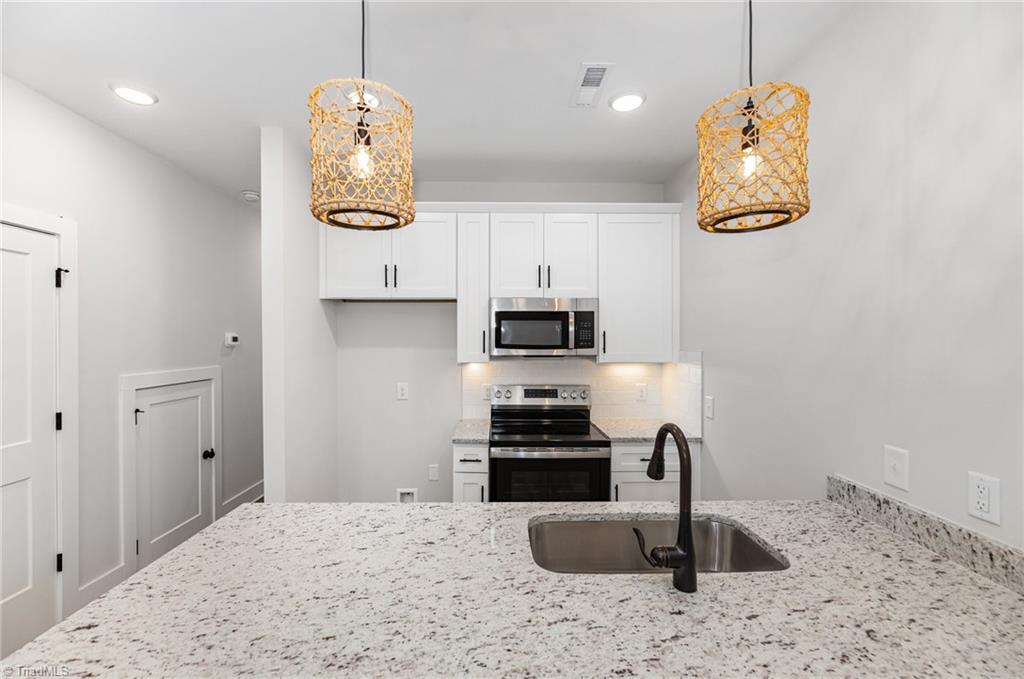 4657 Canter Park Lane