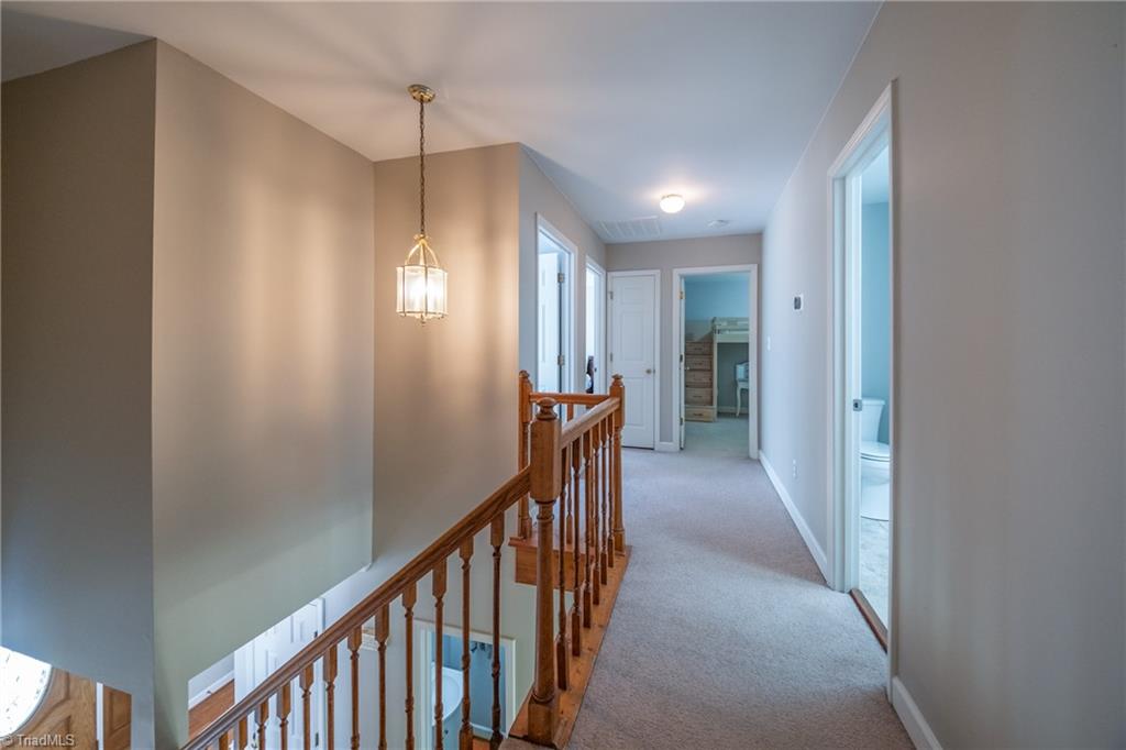 1930 Glenridge Drive