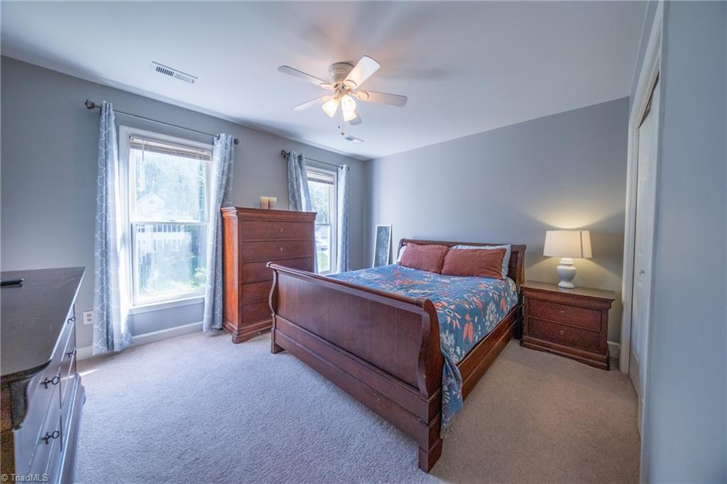 1930 Glenridge Drive