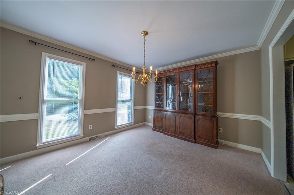 1930 Glenridge Drive