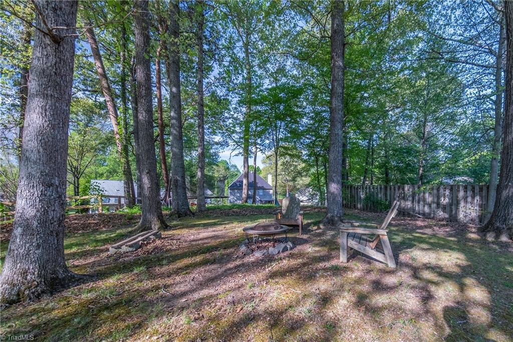 1930 Glenridge Drive