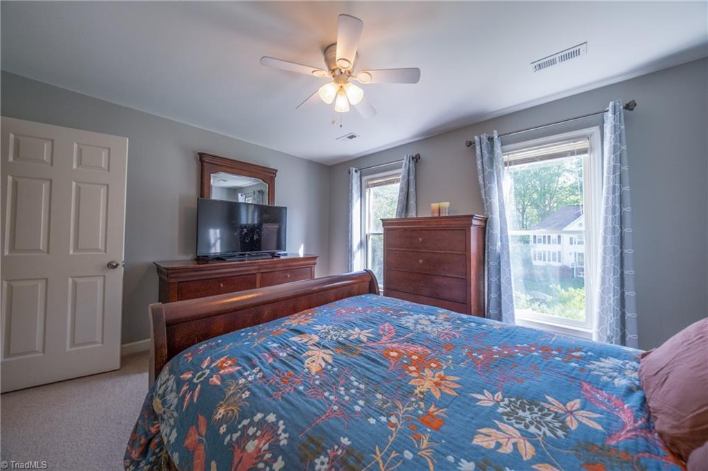 1930 Glenridge Drive