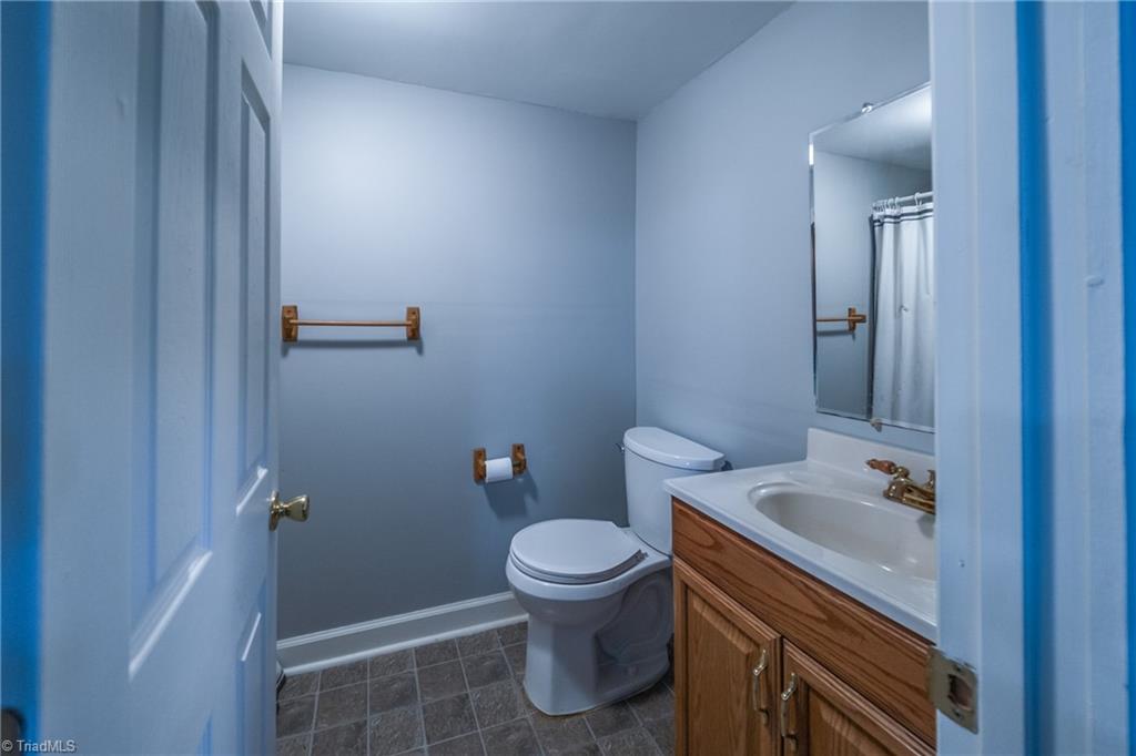 1930 Glenridge Drive