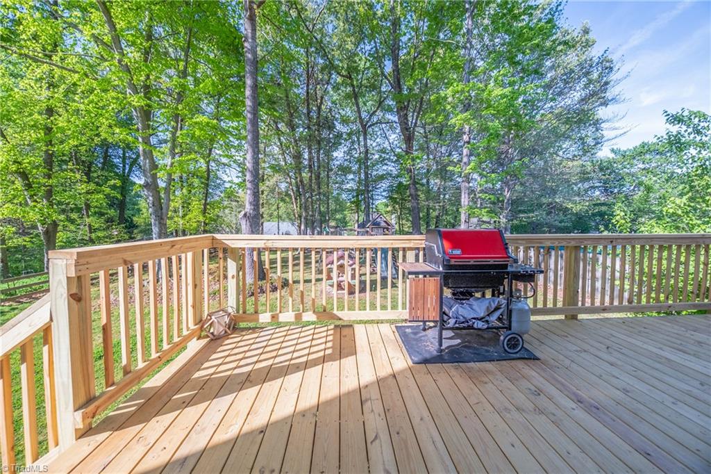 1930 Glenridge Drive