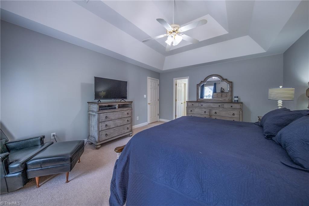 1930 Glenridge Drive