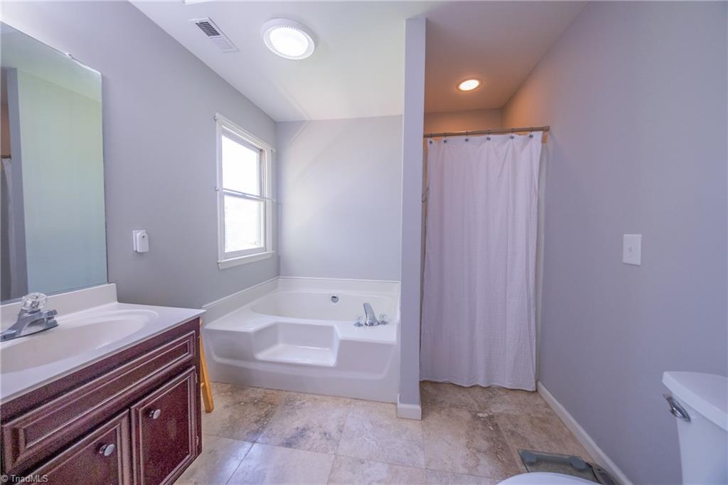 1930 Glenridge Drive