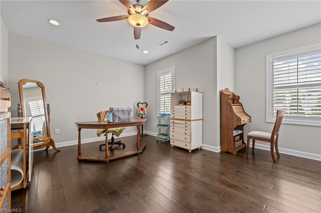 720 Sugarberry Lane