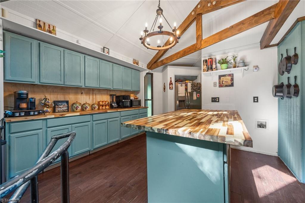 3310 Old Mill Farm Road