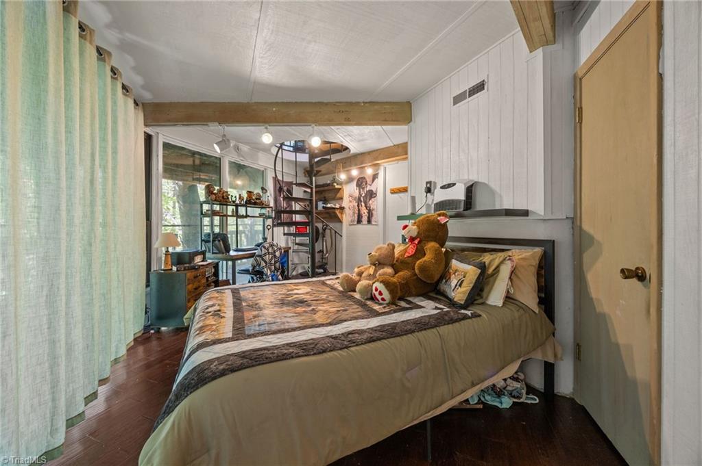 3310 Old Mill Farm Road