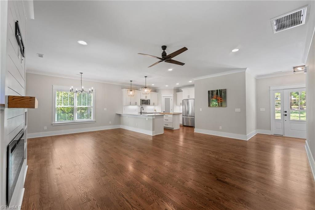 168 Hunters Glen Drive