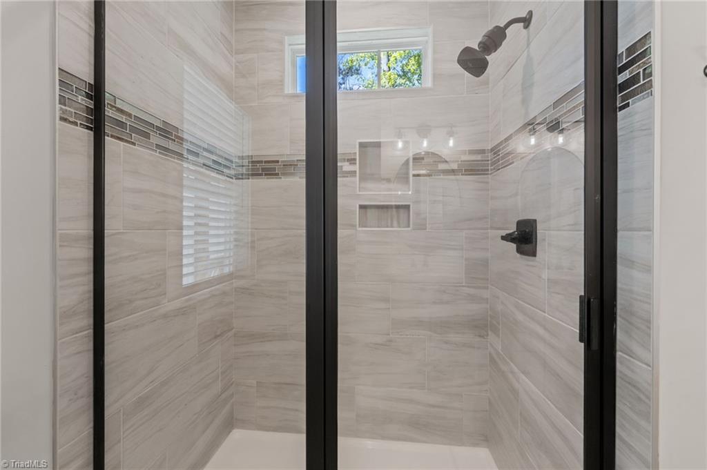 168 Hunters Glen Drive