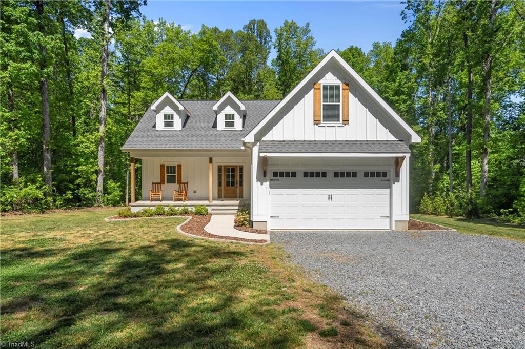 168 Hunters Glen Drive