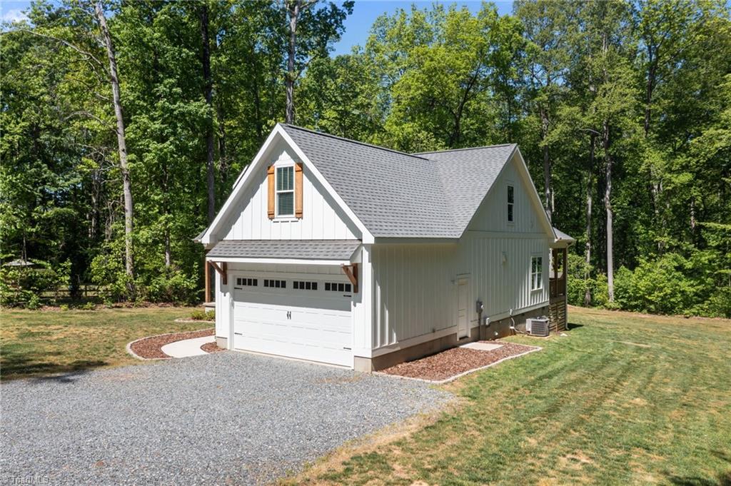 168 Hunters Glen Drive