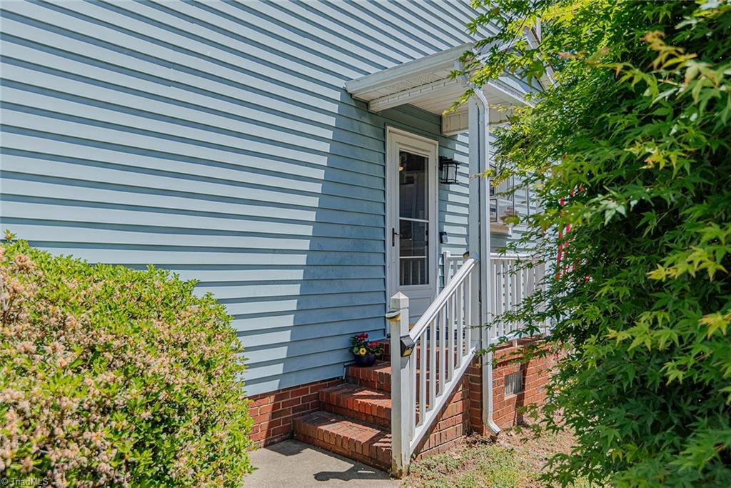816 Cornwallis Drive