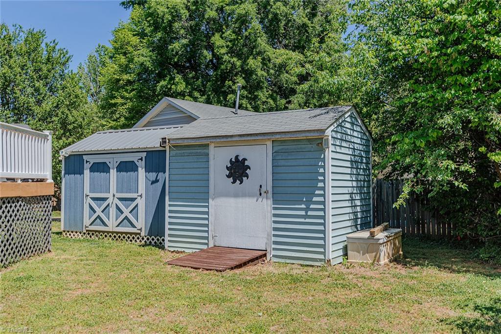 816 Cornwallis Drive