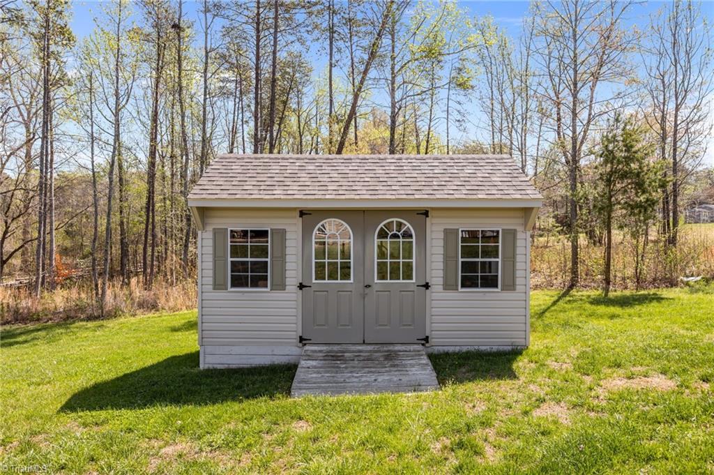 395 Twin Creeks Drive