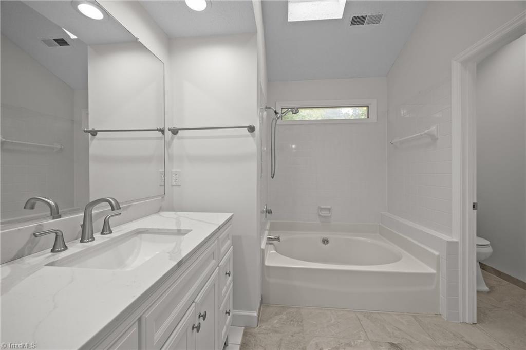 3401 Farm Lake Street