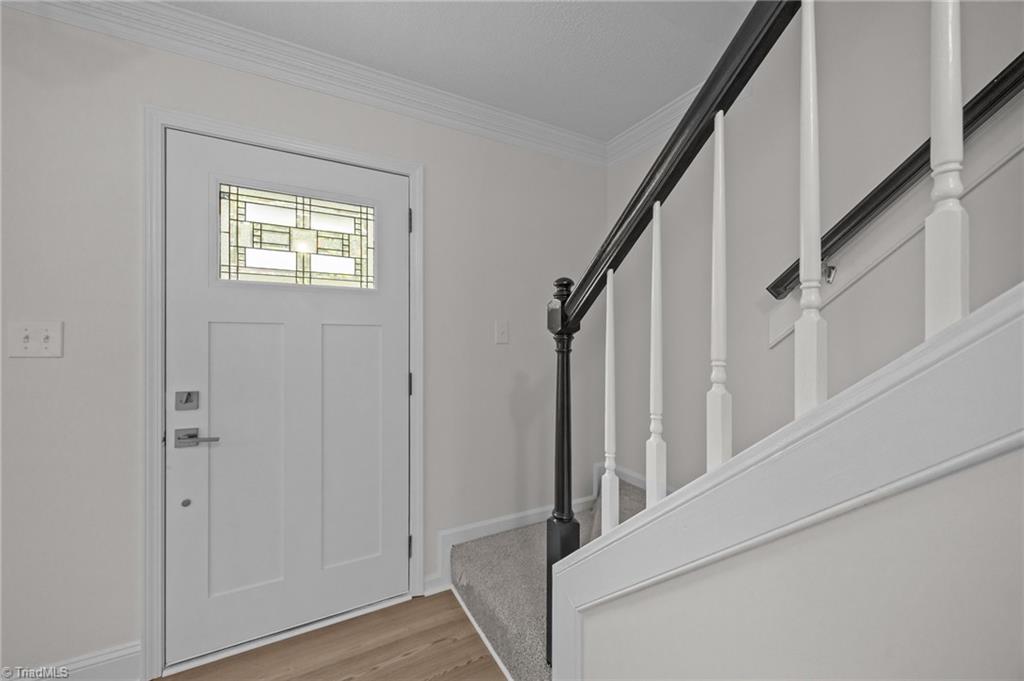 3401 Farm Lake Street