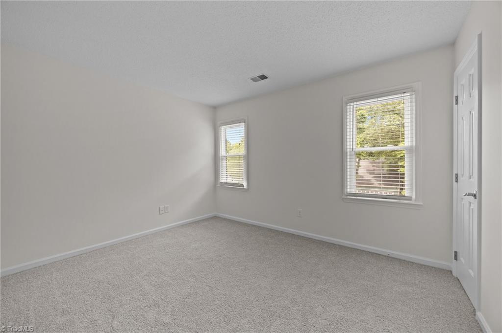 3401 Farm Lake Street