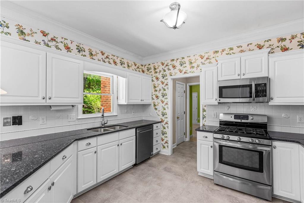 4305 Shaw Farm Circle