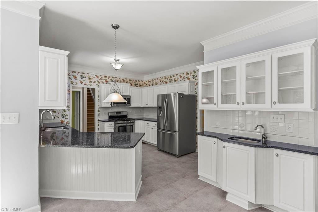 4305 Shaw Farm Circle