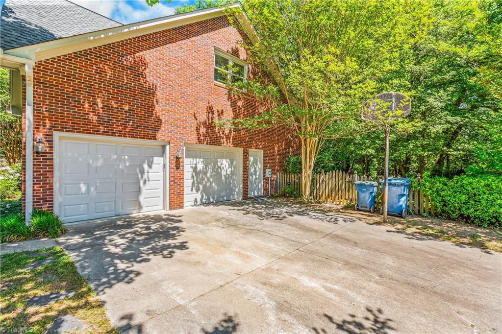 4305 Shaw Farm Circle