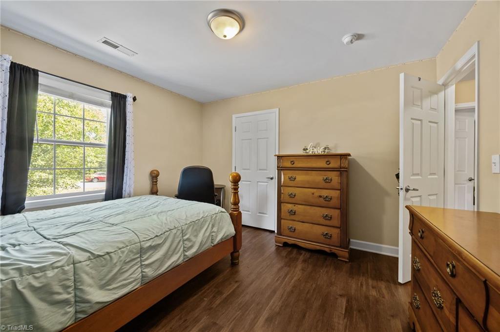 6156 Brinkley Park Drive